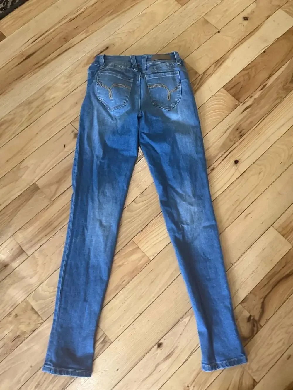 Wanna Betta Butt YMI Mid Rise Distressed Ripped Skinny Jeans Size 3